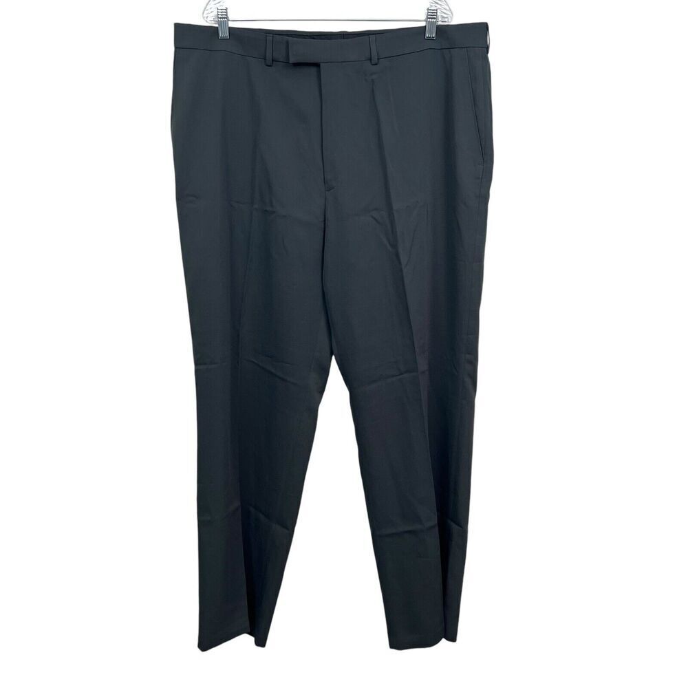 Haggar Mens Dress Pants Relaxed Fit Stretch Straight Flex Waist Charcoal Sz 42*